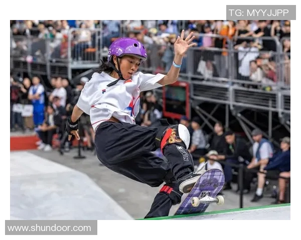 杨丽专访:从滑板新手到行业先锋的成长之路与心路历程