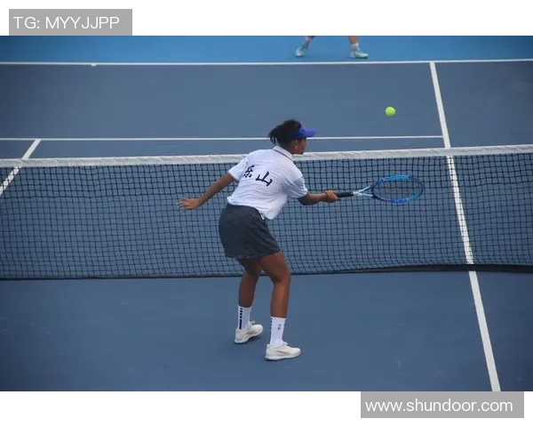 广州网球队的节奏揭秘：网球巨献背后的故事与激情